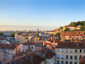 Panorama sur Lyon depuis la colline de la Croix-Rousse © Sander van der Werf / Shutterstock