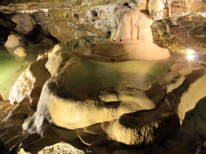 Les Grottes de la Balme