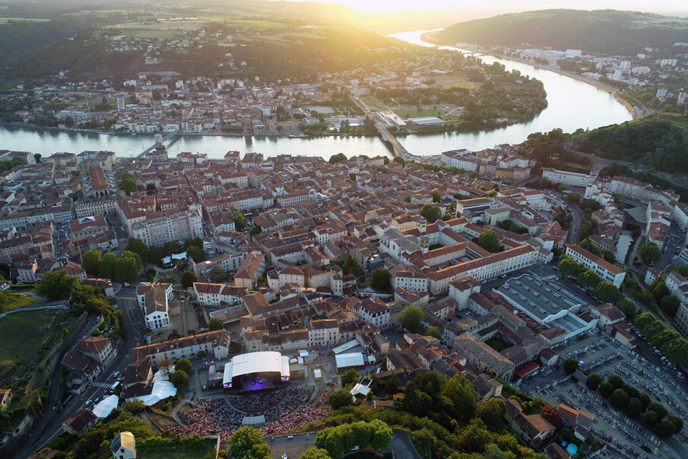 Festival Jazz à Vienne, au Théâtre Antique de Vienne, vue du ciel