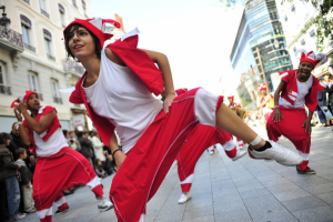 Défilé de la Biennale de Danse - © Stéphane Rambaud