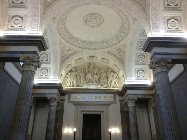 Vue intérieure du Palais de Justice historique de Lyon
