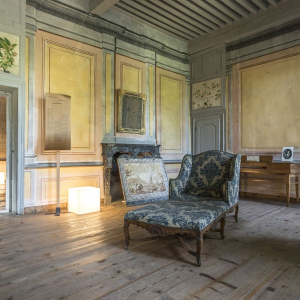 Salon de la Maison des Charmettes à Chambéry © Didier Gourbin